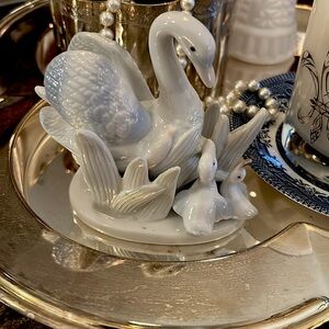 Elegant White Ceramic Swan Figurine